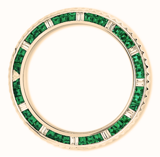 36mm Yellow Gold, Green quartz princess Cut and diamond baguette markers